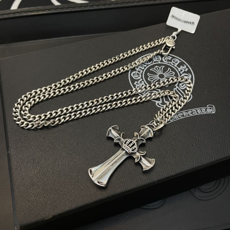 Ch*0me He**ts necklaces